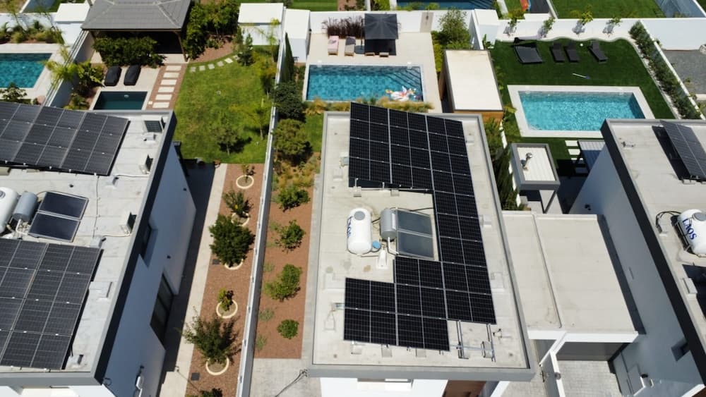 Choosing the Right Photovoltaic System in Cyprus: A Clear-Eyed Comparison
